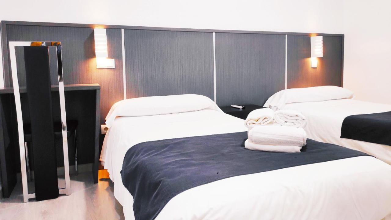 Hostal Dona Isabel Majadahonda Eksteriør bilde